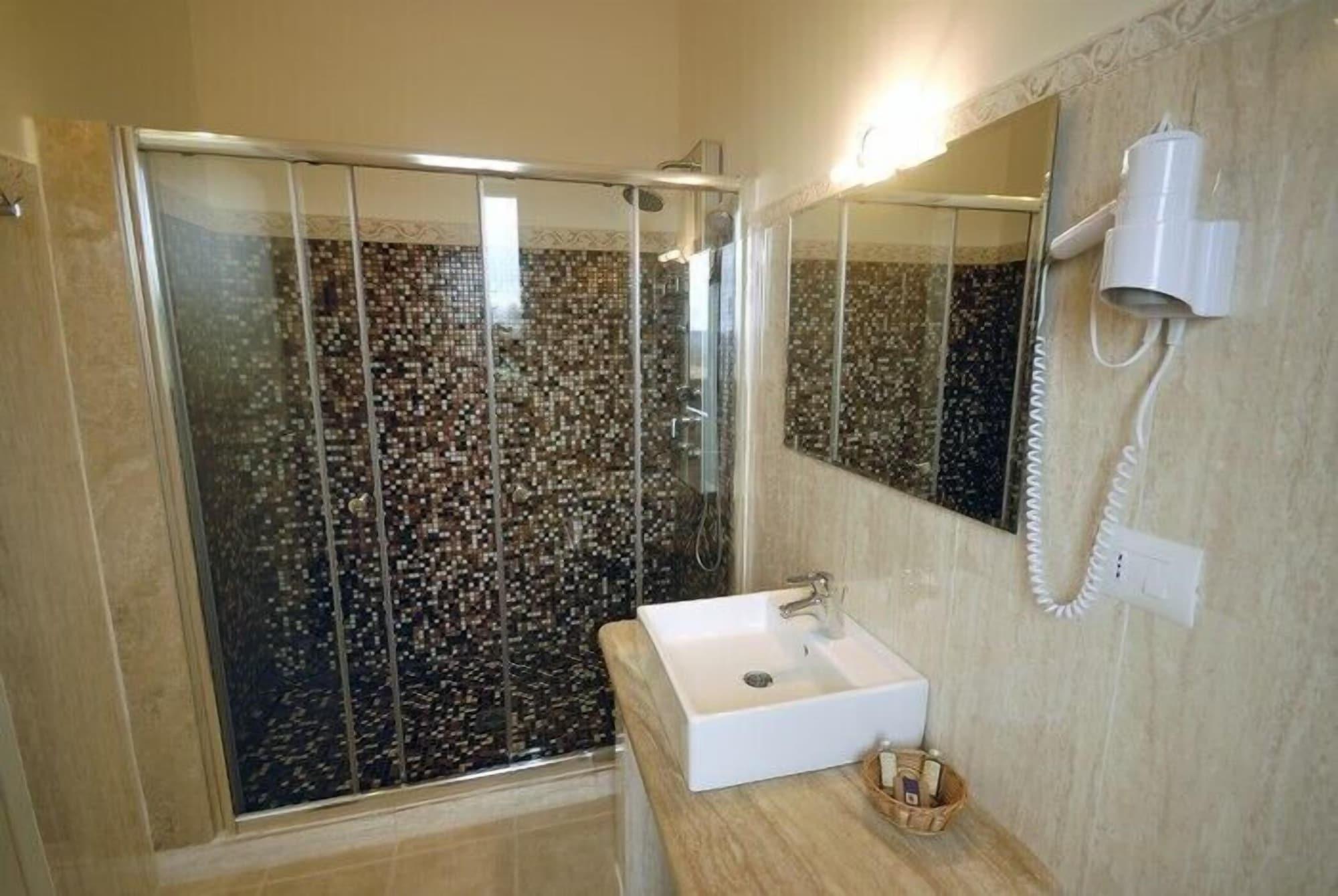 Pietriccio Rosso Hotel La Campigliola Екстериор снимка